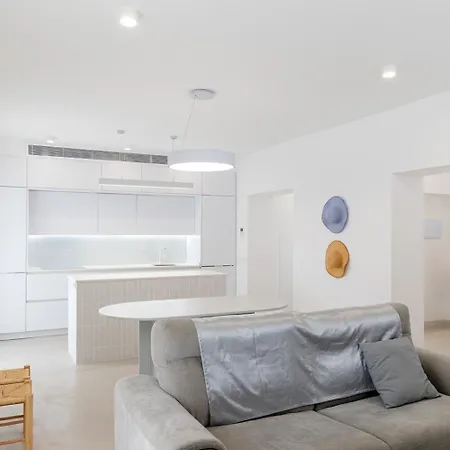 Primera Línea De Playa - Apartamento